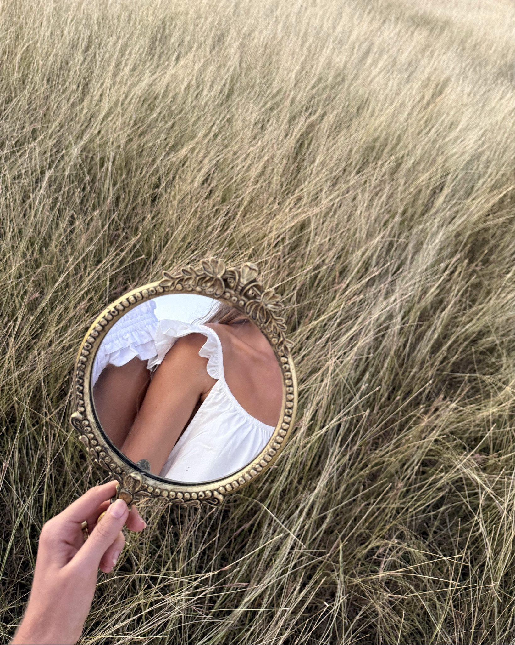 My absolute favorite little handheld mirror.🤍 this one has such a sweet vintage feel which I love so much!

#LTKGiftGuide #LTKgrwm #LTKHoliday