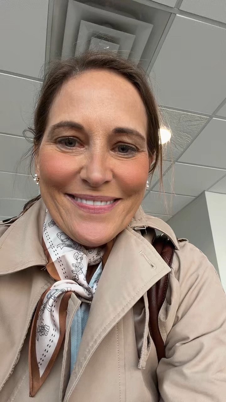 Spring forward with today’s OOTD! This cropped trench jacket, featuring slimming details, perfectly polishes my blend of athletic and business attire. It's the ideal choice for tackling my to-do list without sacrificing an ounce of cuteness. Dress smart and stylishly for whatever the day demands! s

#LTKOver40 #LTKMidsize #LTKootd