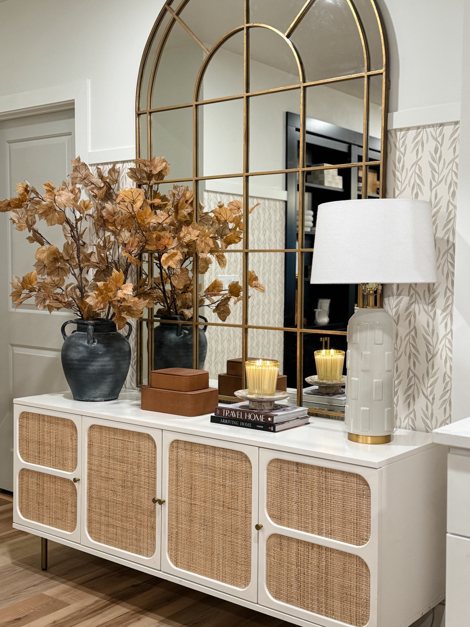 Console table styling ￼

#LTKHome #LTKSaleAlert