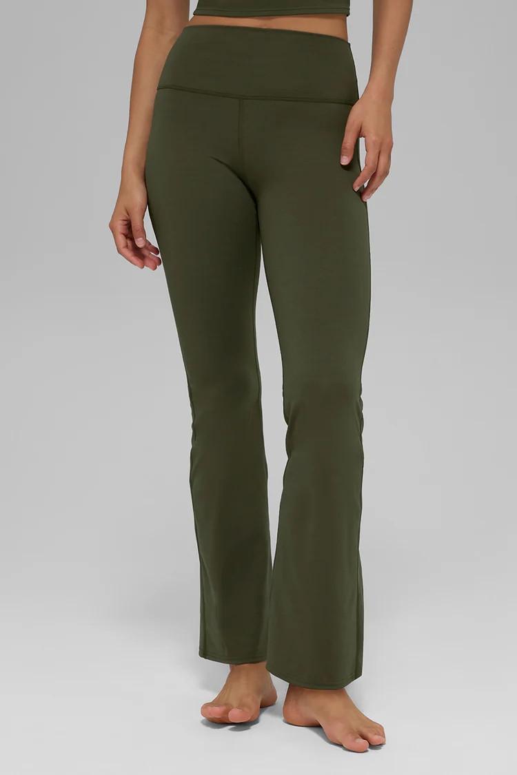 ALO Softsculpt High-Waist 7/8 Bootcut Legging - Green Olive | Alo Yoga (US)