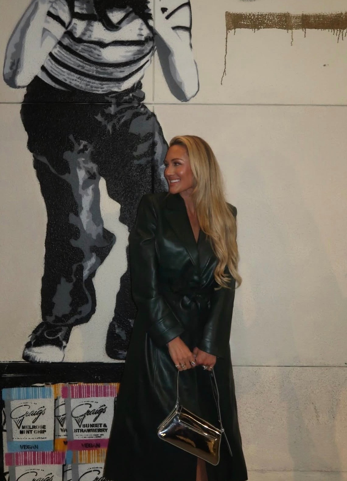 Love a good trench coat! 🤍

#LTKSeasonal #LTKootd #LTKHoliday