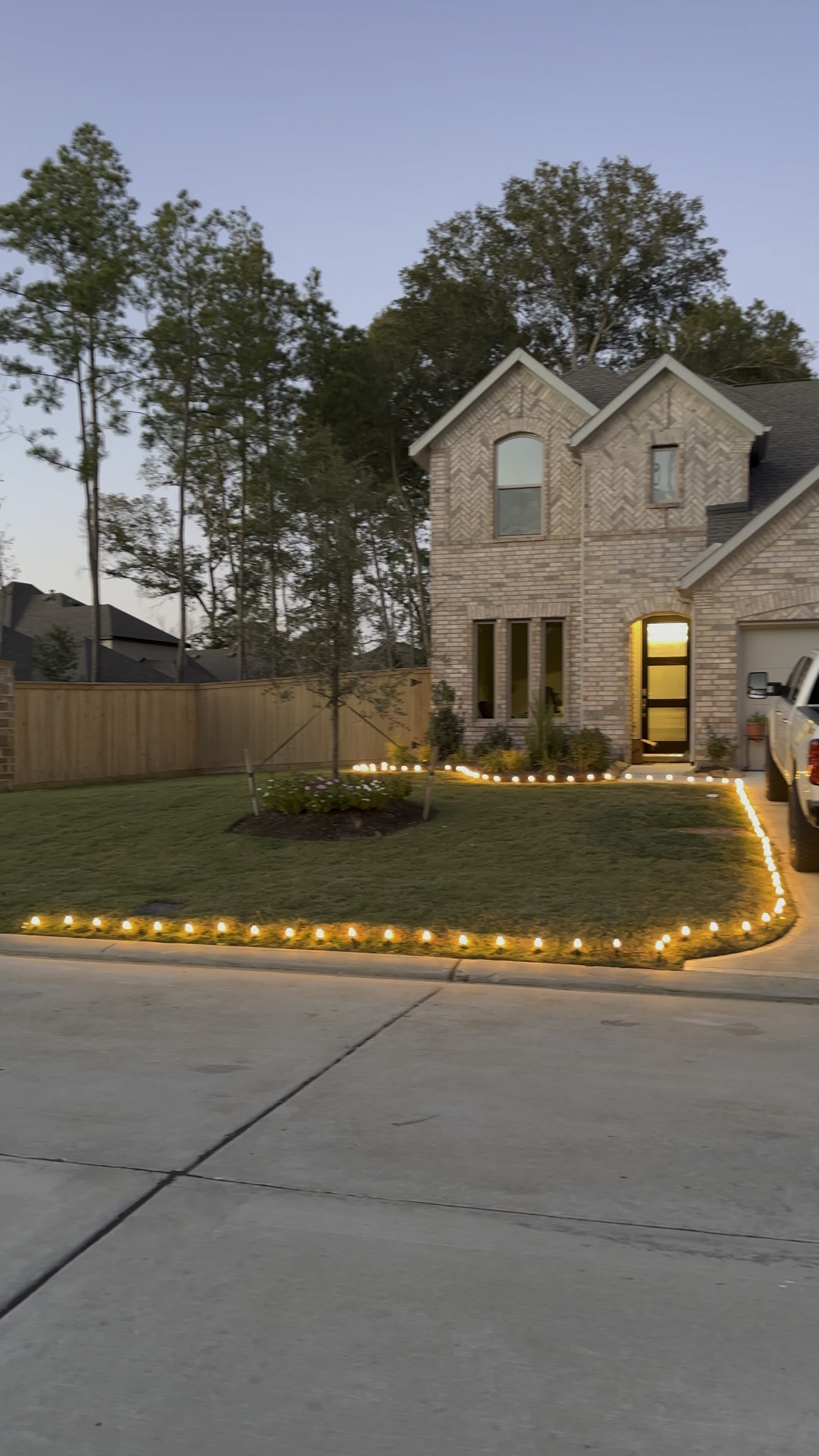 Holiday Yard Lights

#LTKSeasonal #LTKHolidaySale #LTKHoliday
