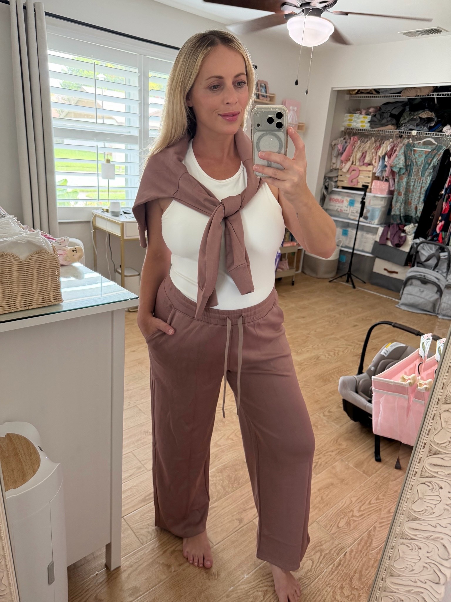 Sweatsuit

#LTKootd #LTKSeasonal #LTKMidsize