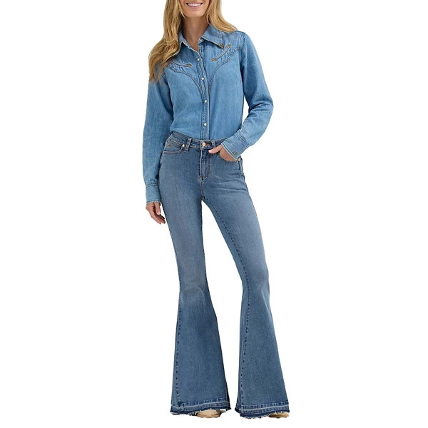 Women's Wrangler X Lainey Wilson Original Bell Bottom Jeans Daydream Wash 26 34 | Scheels