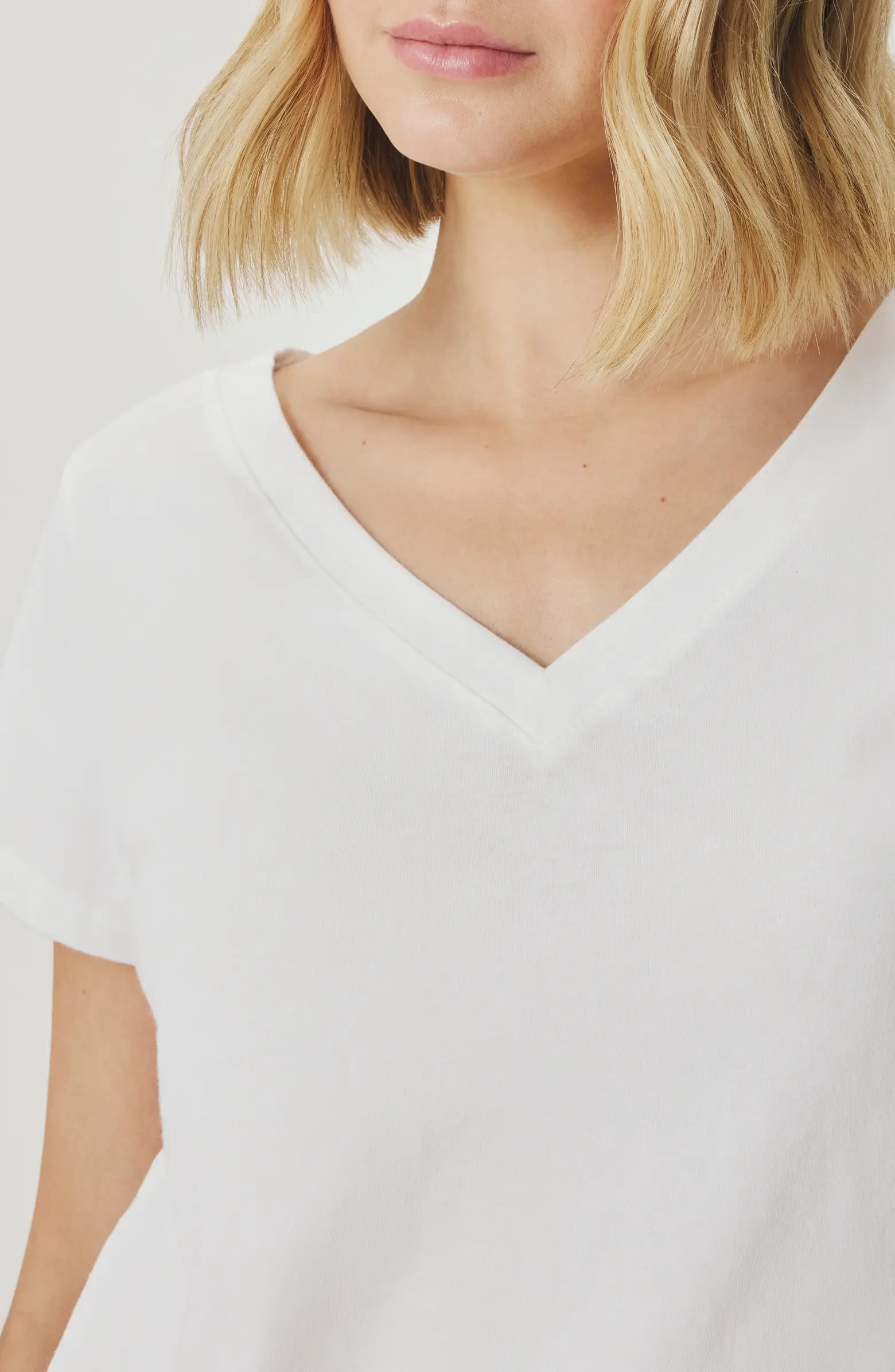 Lila Regen V-Neck Cotton T-Shirt | Nordstrom