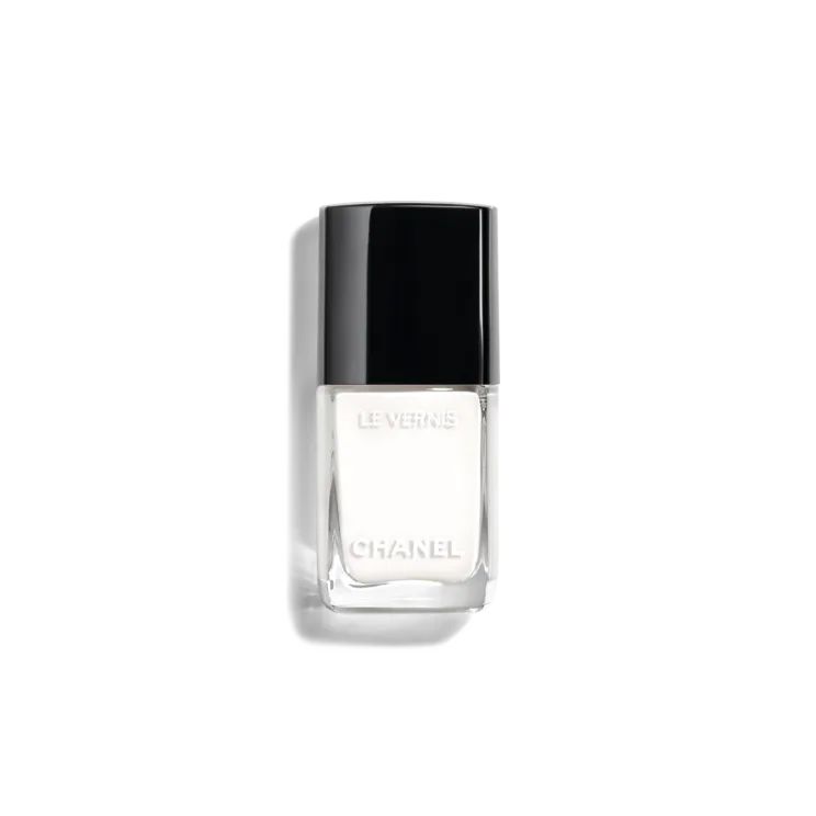 LE VERNIS Longwear nail colour 927 - Blanc écume | CHANEL | Chanel, Inc. (US)