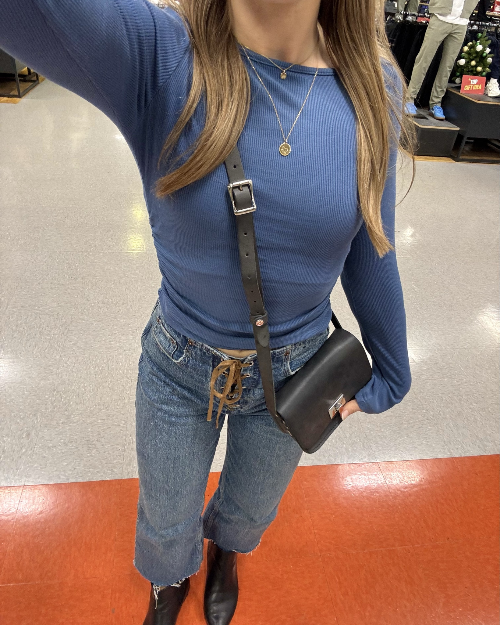 OOTD 💙✨

Top: XS - Amazon (exact link below) 
Bottoms: 00/24 R (cropped to ankle jeans) 
Booties: 8 - Halogen Brand 

Exact top link:
https://a.co/d/gnZ1srk

Abercrombie jeans, Amazon bell sleeve boatneck top, black leather satchel, black booties, mom casual fit, outfit of the day, petite fashion 

#LTKSaleAlert #LTKFindsUnder100 #LTKootd