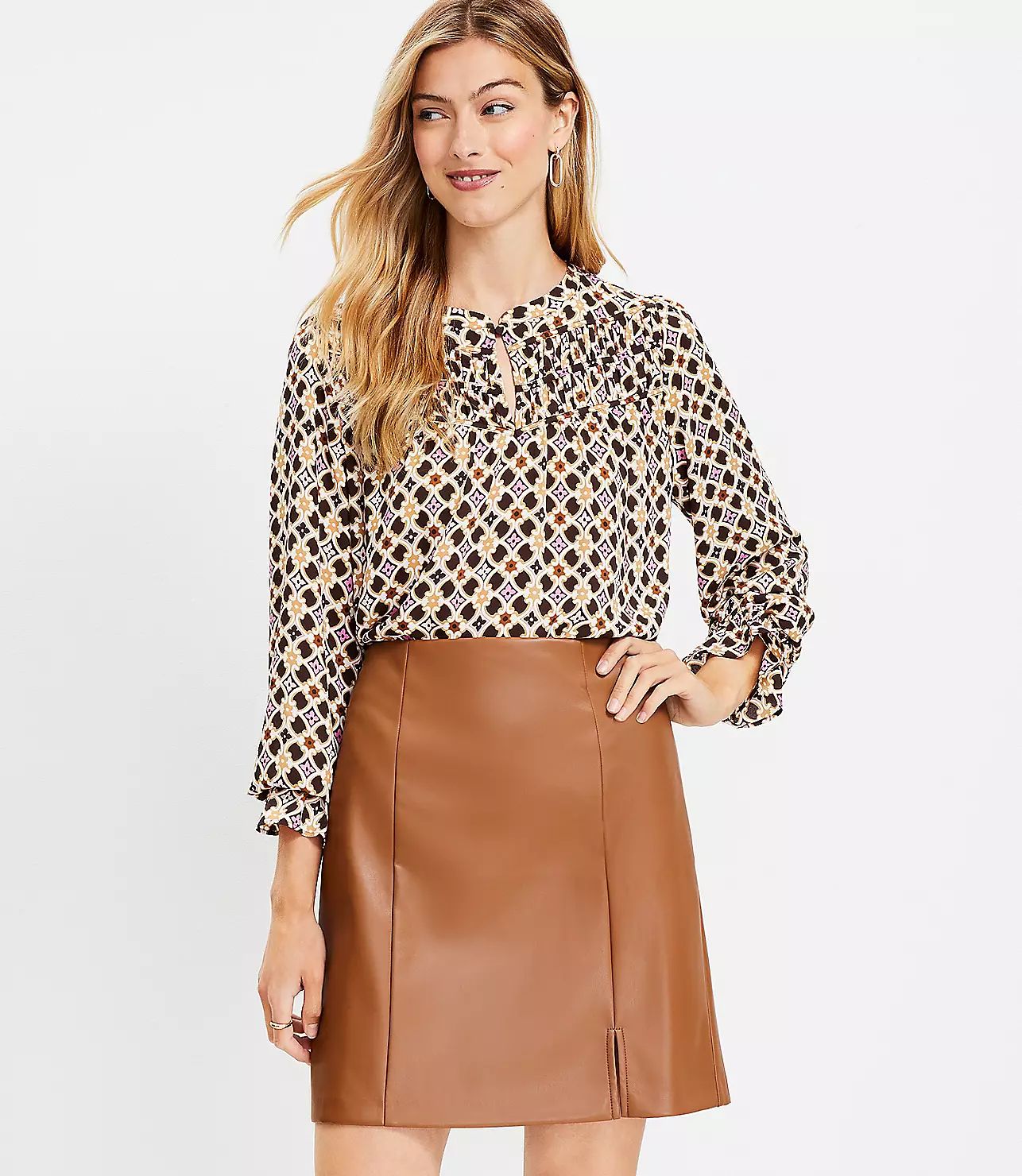 Seamed Faux Leather Skirt | LOFT