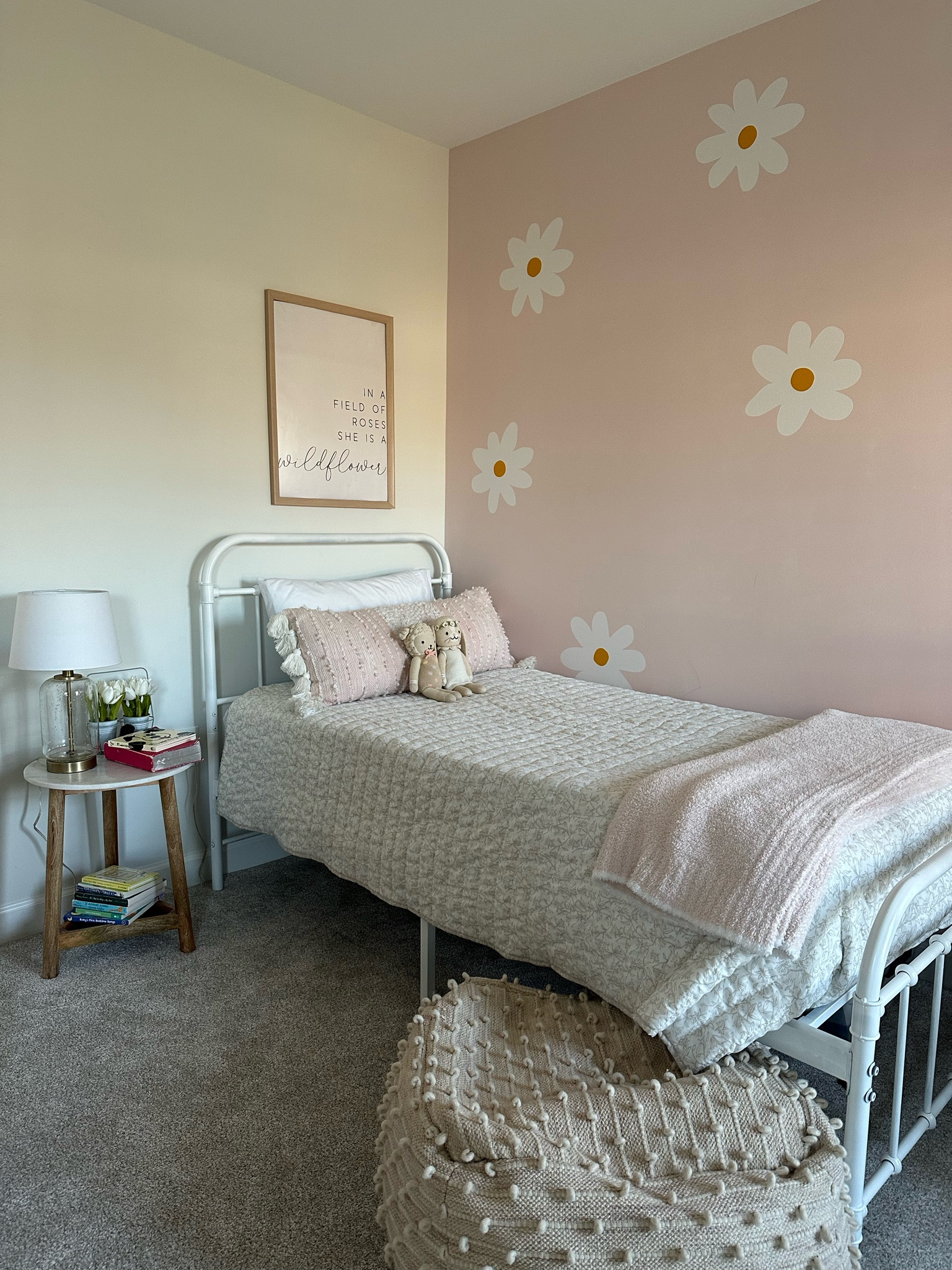 Little girls room 🌼

#LTKFamily #LTKKids #LTKFindsUnder100