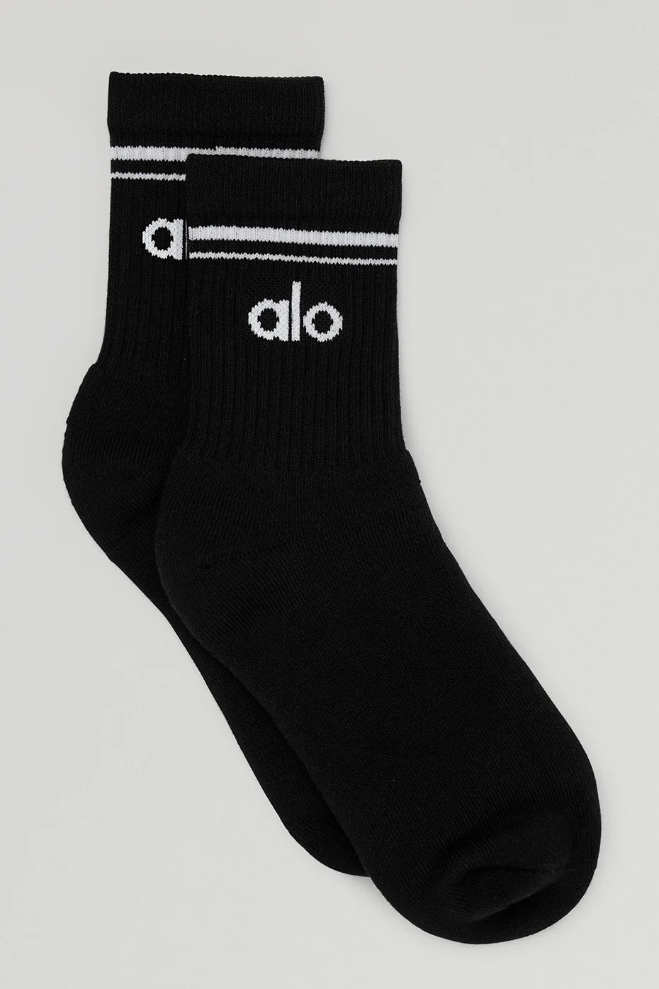 ALO | Half-Crew Throwback Socks in Black/White, Size: Large | Alo Yoga (US)