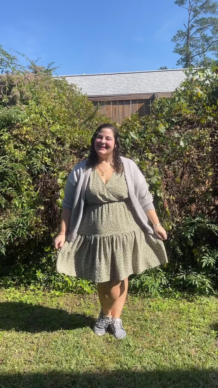 Ever since I got my 1st @larssonjennings watch, i’ve been such a watch girlie

They are having their biggest sale of the year 70% off sitewide get an extra 10% off with my code: Ariel10

#larssonjennings #size20 

Gold watch , classic jewelry, Sale , plus size, fashion, plus size outfits, plus size style inspo, gold jewelry, size 20 , size 20 outfits , grey cardigan , cardigan , 