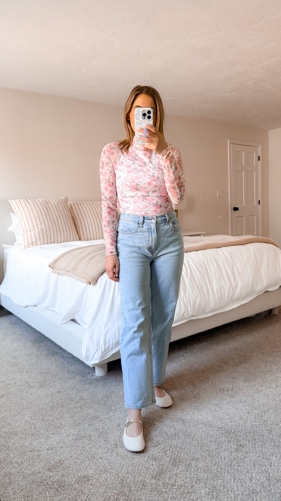 Mom outfit, date night outfit, casual outfit, spring outfit, women’s outfit, floral mesh top, Abercrombie jeans, spring shoes 

The flats I’m wearing are from Zara. I linked some similar ones! 

#momoutfit #casualoutfit #datenightoutfit #springshoes #springoutfit #abercrombiejeans 

#LTKStyleTip #LTKSeasonal #LTKShoeCrush