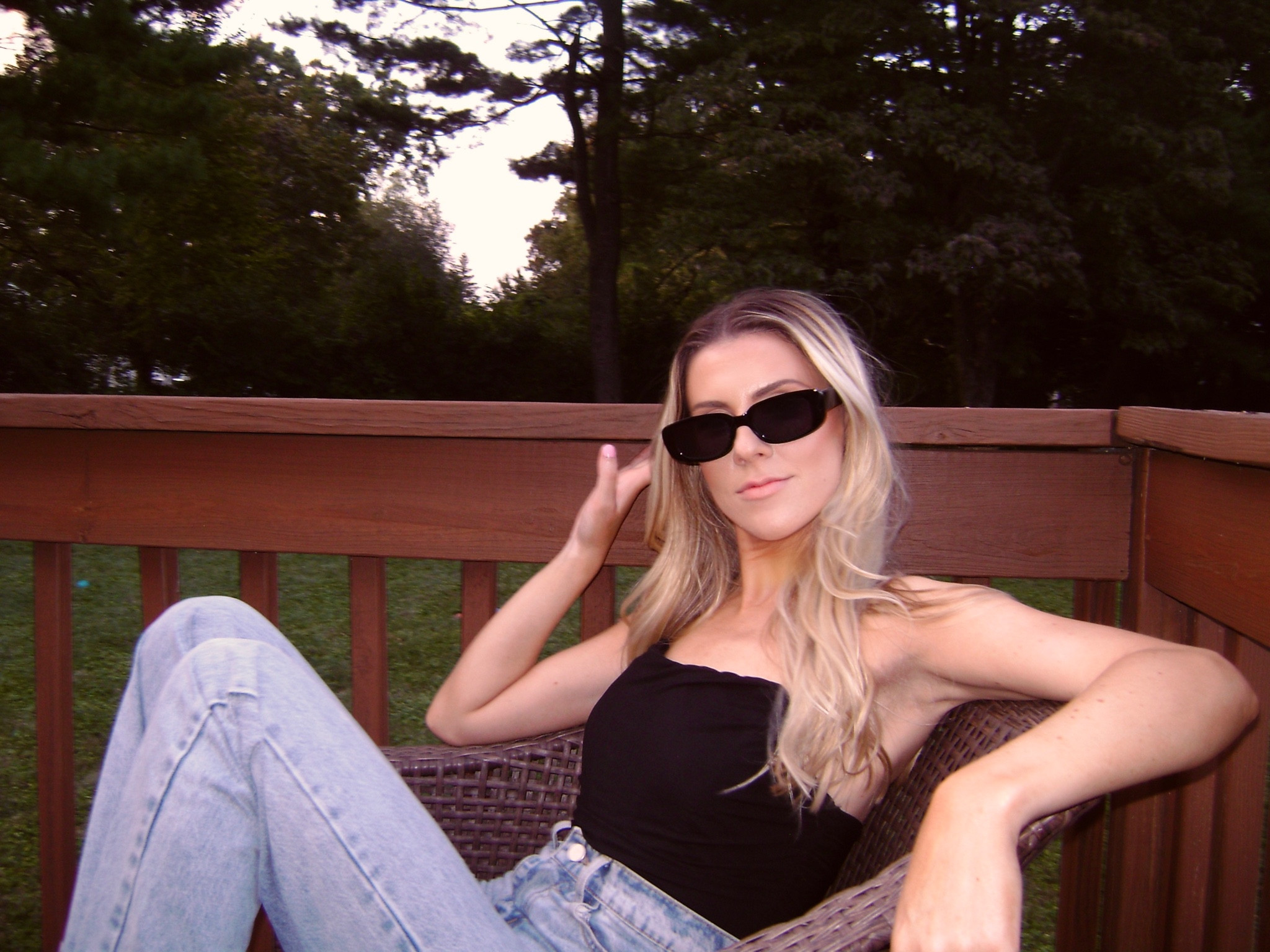 Fall outfit, summer to fall outfits, black top, elevated black tube top, black strapless top, corset top, black structured sunglasses, black rectangle sunglass, affordable elevated black strapless top, tops to wear with jeans 🤍🦋 

#LTKSeasonal #LTKsalealert #LTKstyletip