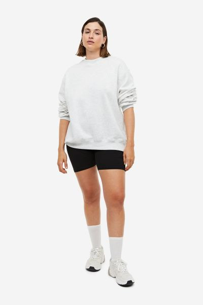 Oversized sweatshirt | H&M (UK, MY, IN, SG, PH, TW, HK)