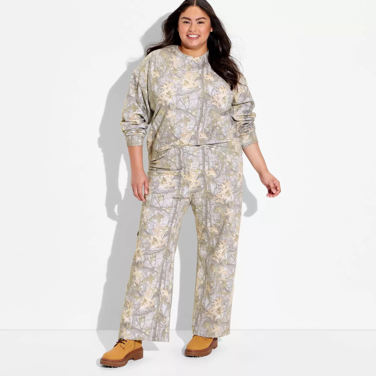 Women's Wide Leg Fleece Graphic Sweatpants - Camo 2X | Target