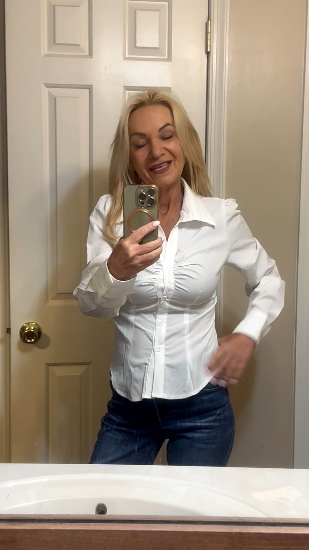 Love this white button down- looks great with jeans, a skirt or dress pants. It’s soooo versatile!

xoxo
Elizabeth 




#LTKOver40 #LTKWorkwear #LTKFindsUnder50