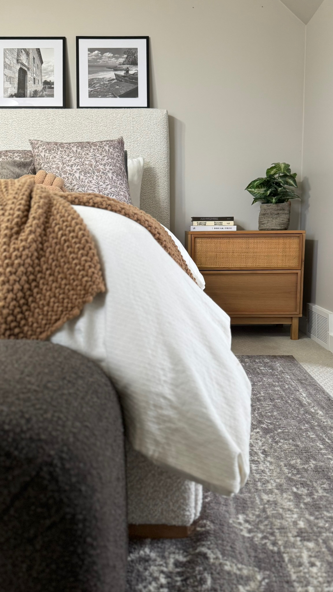 Cozy guest bedrooms >>> 🤎🛏️🌿



#LTKFindsUnder50 #LTKStyleTip #LTKHome