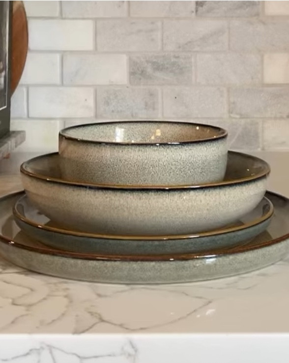 You know you’re old when you get excited for new dinnerware!🤣

#LTKmomlife #LTKHome #LTKdayinmylife