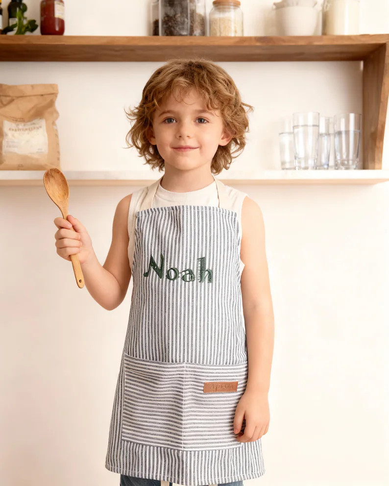 Custom Embroidered Apron for Kids – Personalized Art Apron for School Crafts, Painting, or DIY ... | Etsy (US)