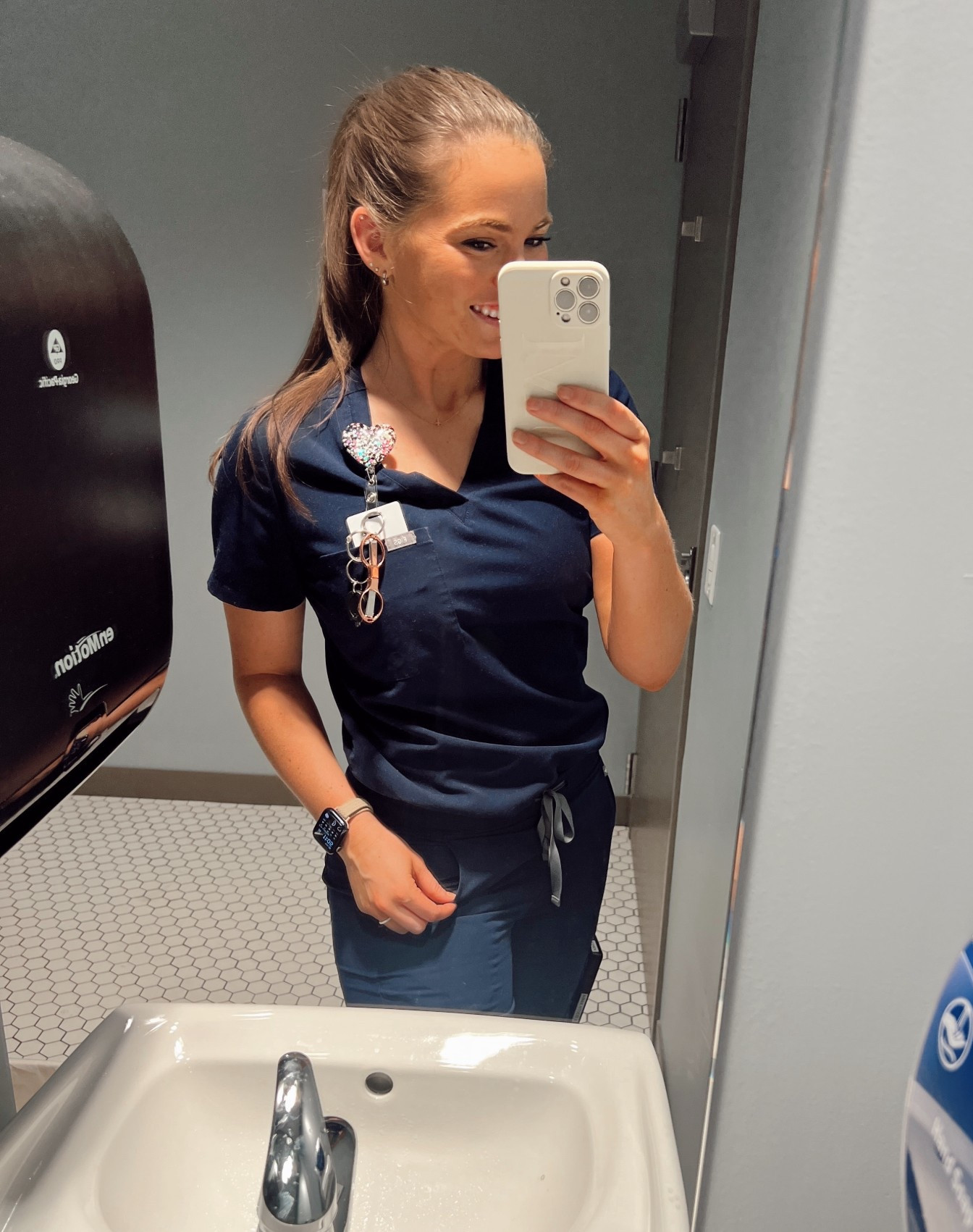 Happy Friday🤍🩺

#LTKStyleTip #LTKWorkwear #LTKActive