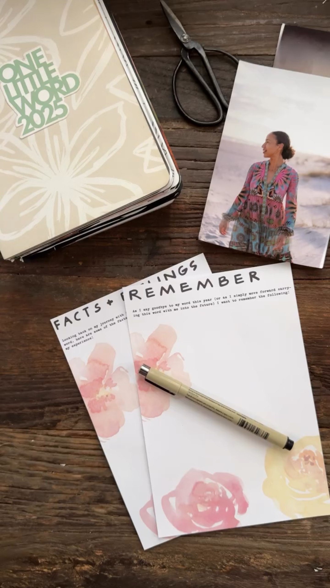 SIMPLIFY taught me to get out of my own way ❤️Wrapping up my One Little Word art journal for 2025—a year of thoughts, feelings, photographs, and reminders all centered on this powerful word. Create, stumble, fall, get back up, try differently, keep going. 

Full flip through coming in December ❤️

#Onelittleword #onelittleword2025 #azzariolw2025 #artjournal #onelittlewordcommunity