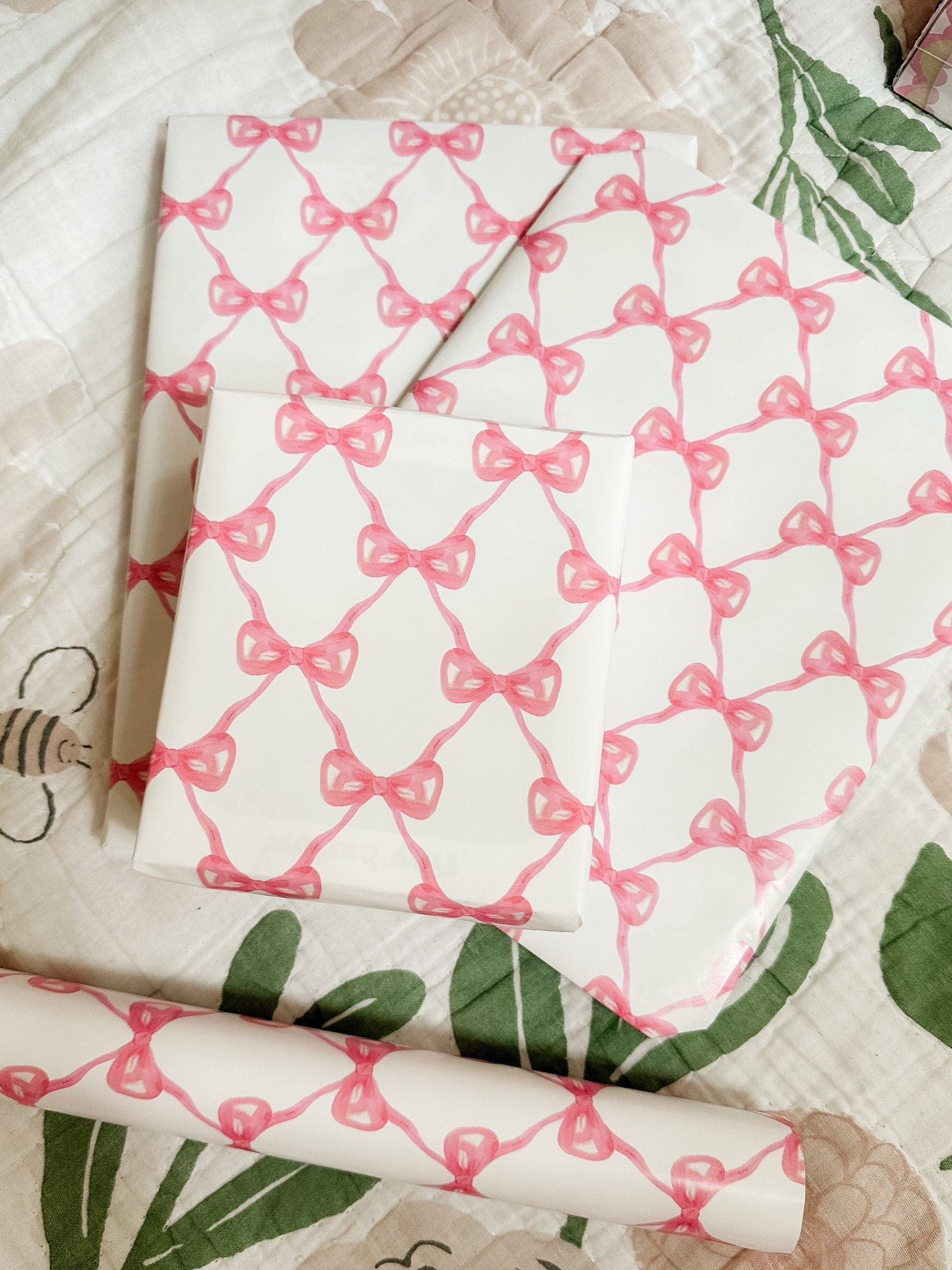 Trellis bow wrapping paper 

#LTKKids #LTKParties