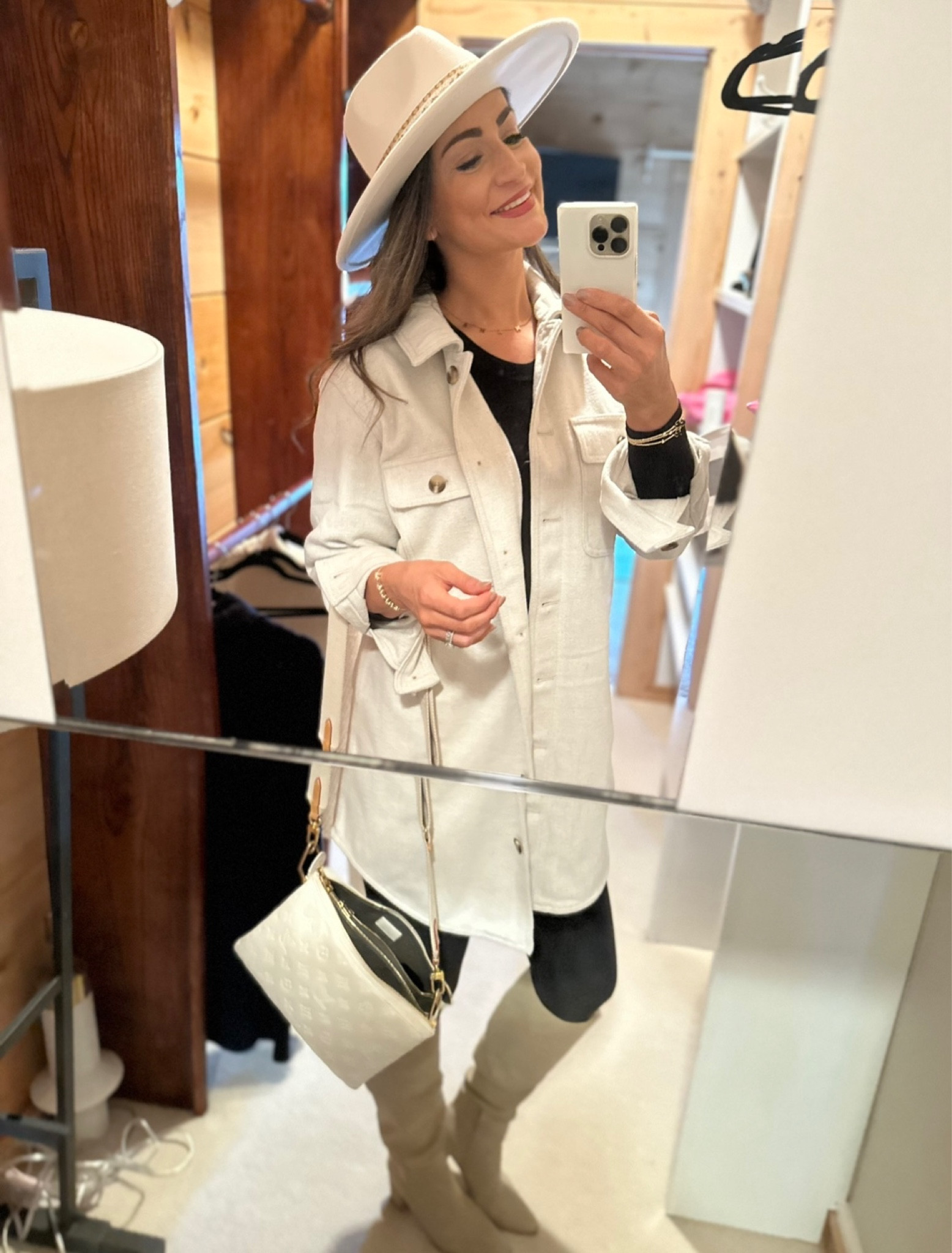  Look for ladies day out  
  #ltkfind #competition  

#LTKfamily #LTKunder100 #LTKbeauty