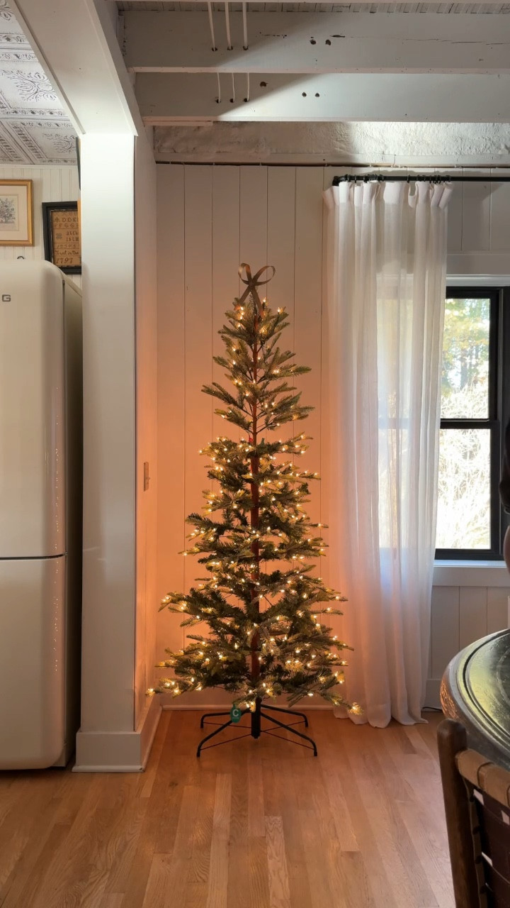 This target tree is perfect for small spaces and tight corners! Great quality for the price too!! We got two for the dining room 😊🎄#christmastree #targethome

#LTKSeasonal #LTKVideo #LTKHome