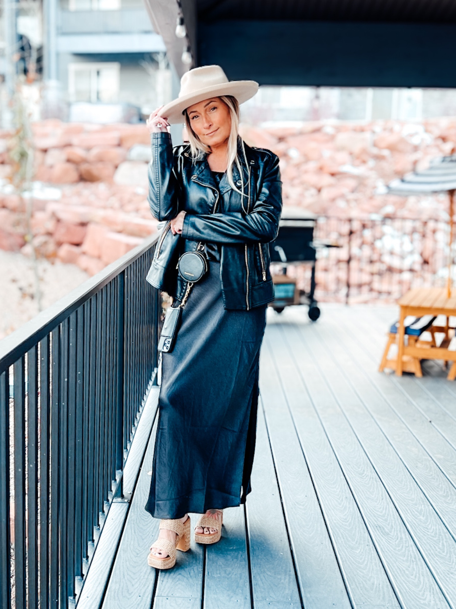 It’s the leather and satin combo that does it for me 🖤🩶

Xs- skirt and top from Madewell 
Small - hat from gigipip 

#falloutfits #weddingguest #christmasparty

#LTKstyletip #LTKU #LTKHoliday