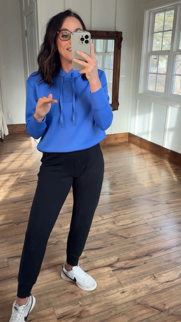 Look for less comfy outfit!

Look for less  Walmart fashion  Walmart finds  joggers  jackets  hoodies  

#LTKStyleTip #LTKPetite #LTKFindsUnder50