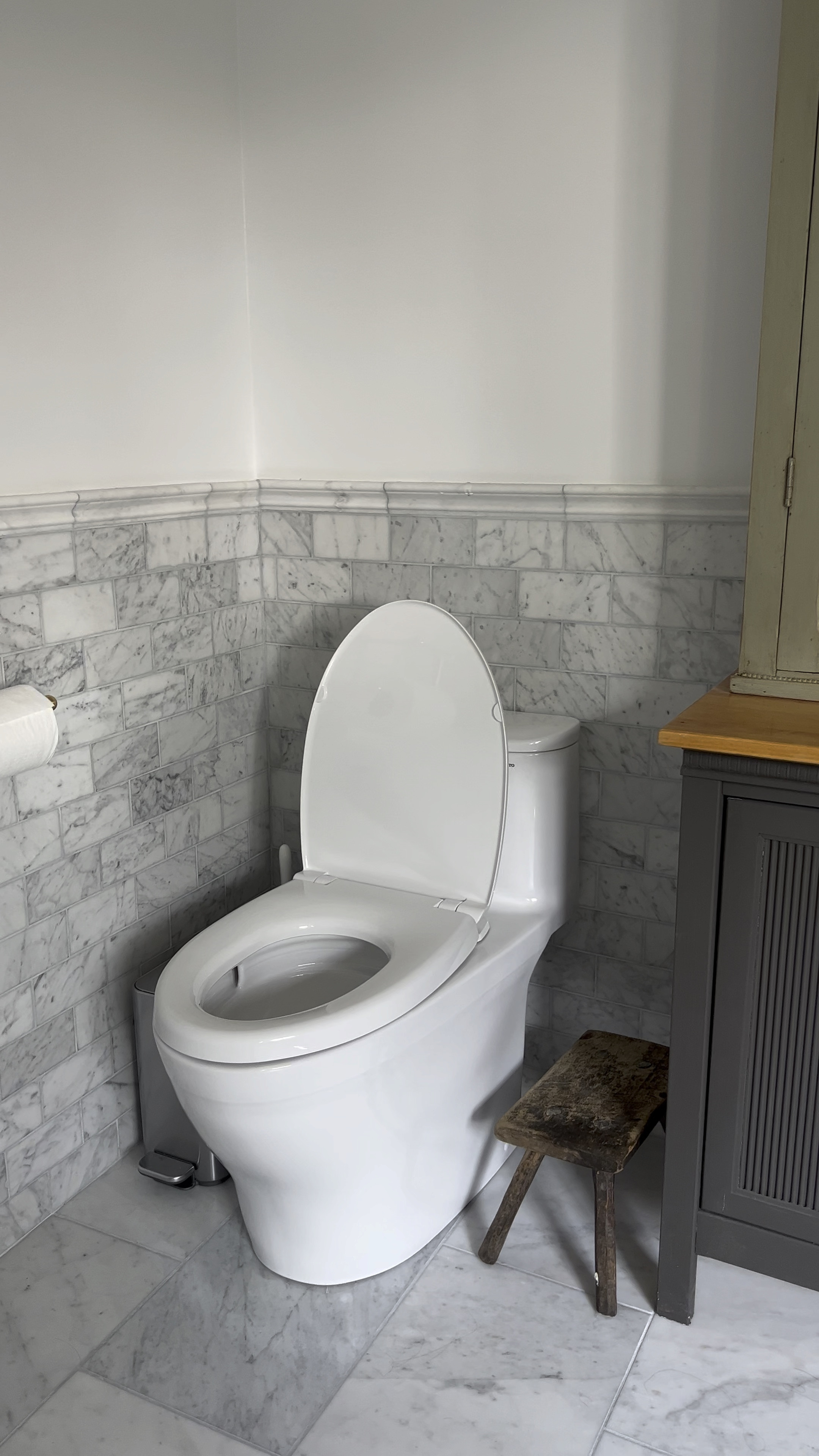 You seem to really like our toilet 🤷🏻‍♀️ but I can’t even blame you because we tested a lot of em and this is my fav. Yes. I have a favourite toilet and I only use this one in our house. Lolllll

#LTKhome