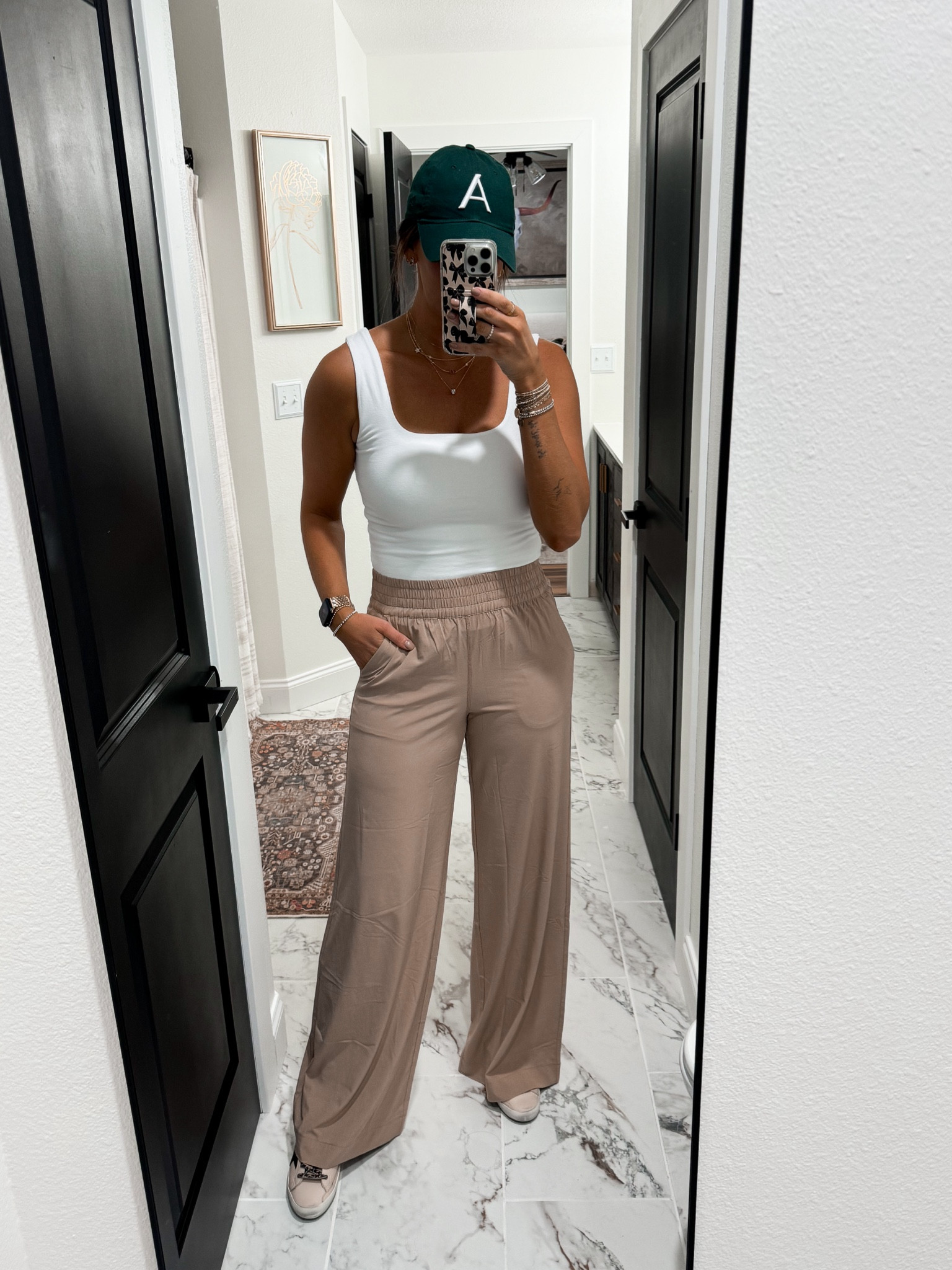 Tank-medium
Pants-small tall
Sneakers-37

#LTKActive #LTKStyleTip #LTKShoeCrush