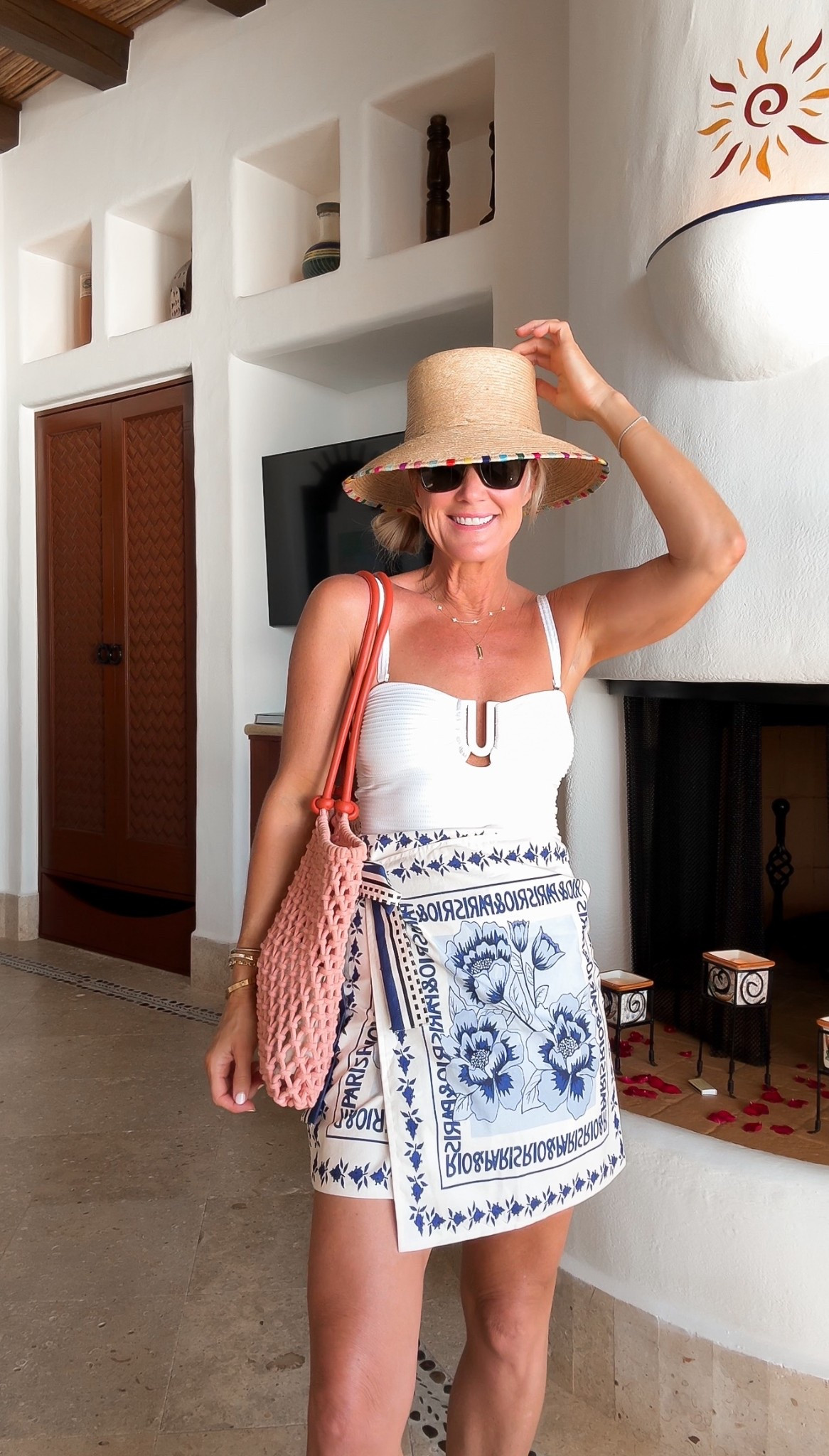 Incredible quality & fit on this fully/lined white suit. Removable straps for bandeau style too 

Swim: 6

#LTKTravel #LTKOver40 #LTKSaleAlert