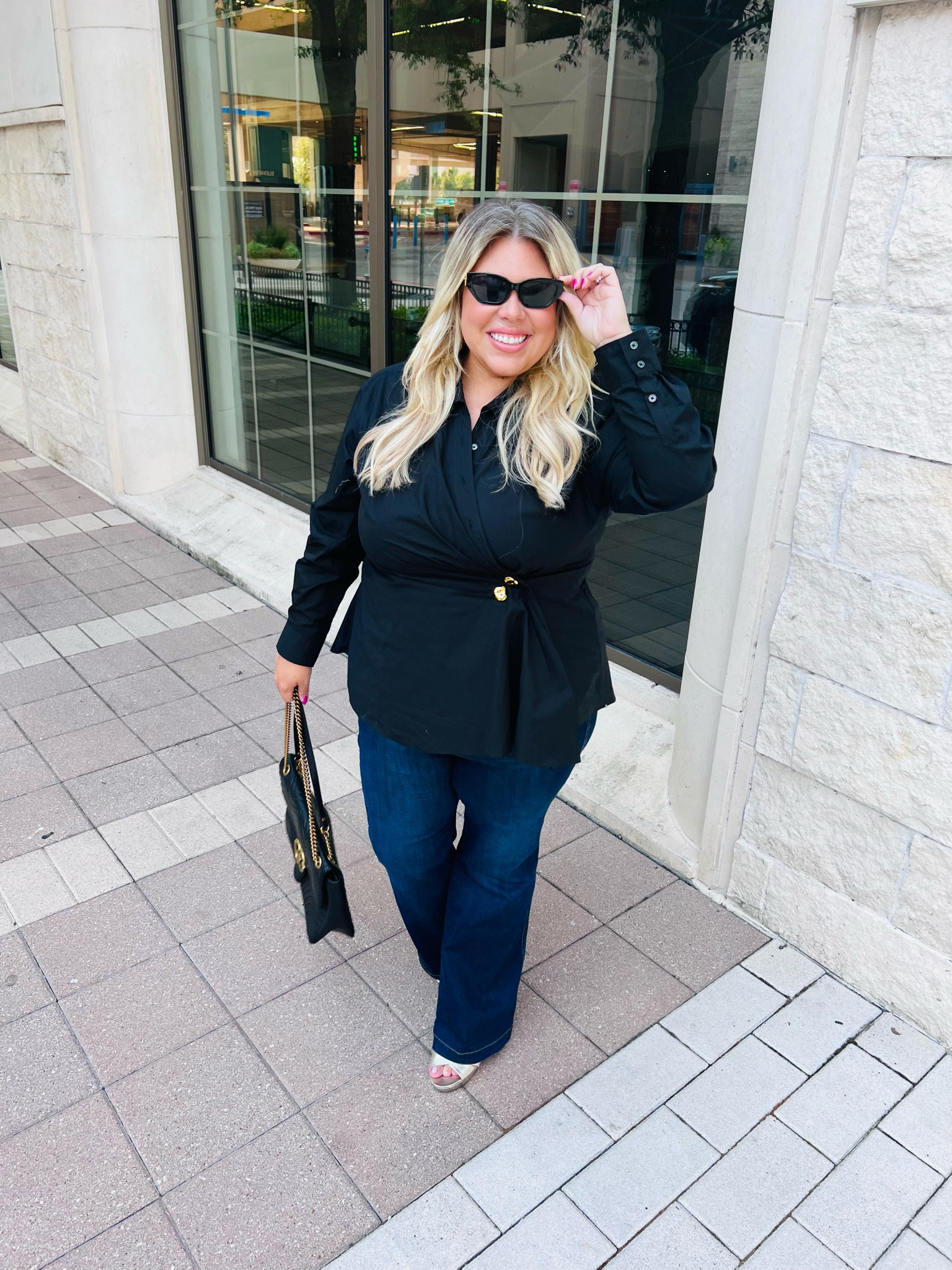 Fall fashion inspo that’s perfect for the short and curvy girls. These dark wash jeans will stick with you through multiples sizes and are PERFECT for elongating your legs. A shirt that accents the waist is always going to create more shape making you look more long and lean! 🖤 

5’3
Size 18 

Wearing a size 18 in the top 
Size 2x in the jeans 

#LTKstyletip #LTKcurves #LTKworkwear