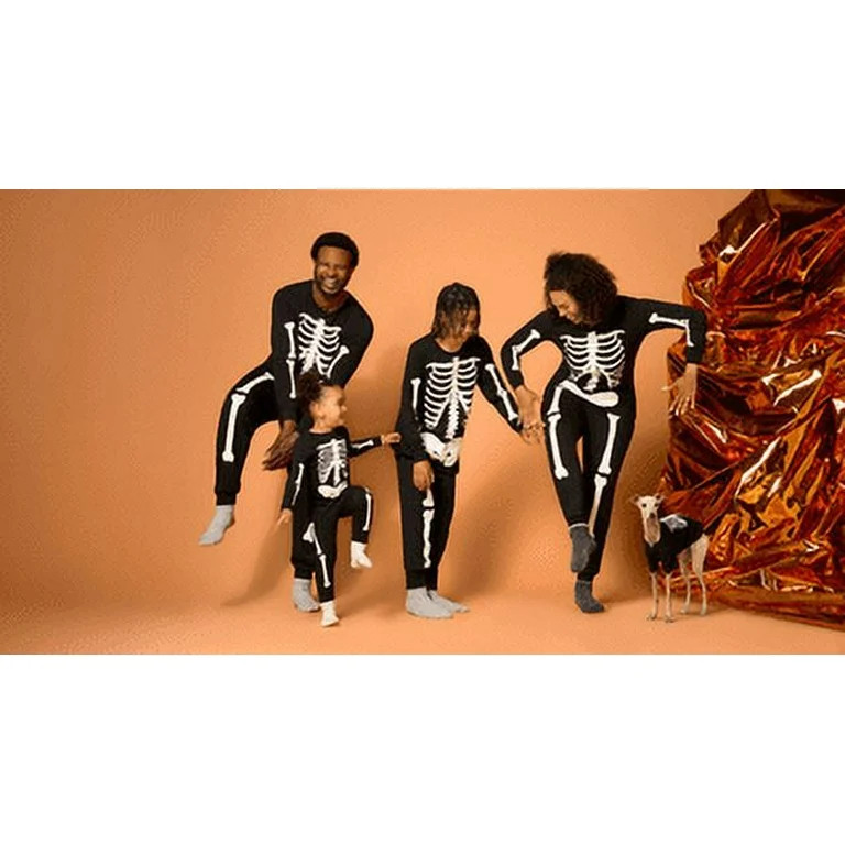 Halloween Boys or Girls Family Matching Pajamas Glow In The Dark Skeleton Set by Way to Celebrate... | Walmart (US)