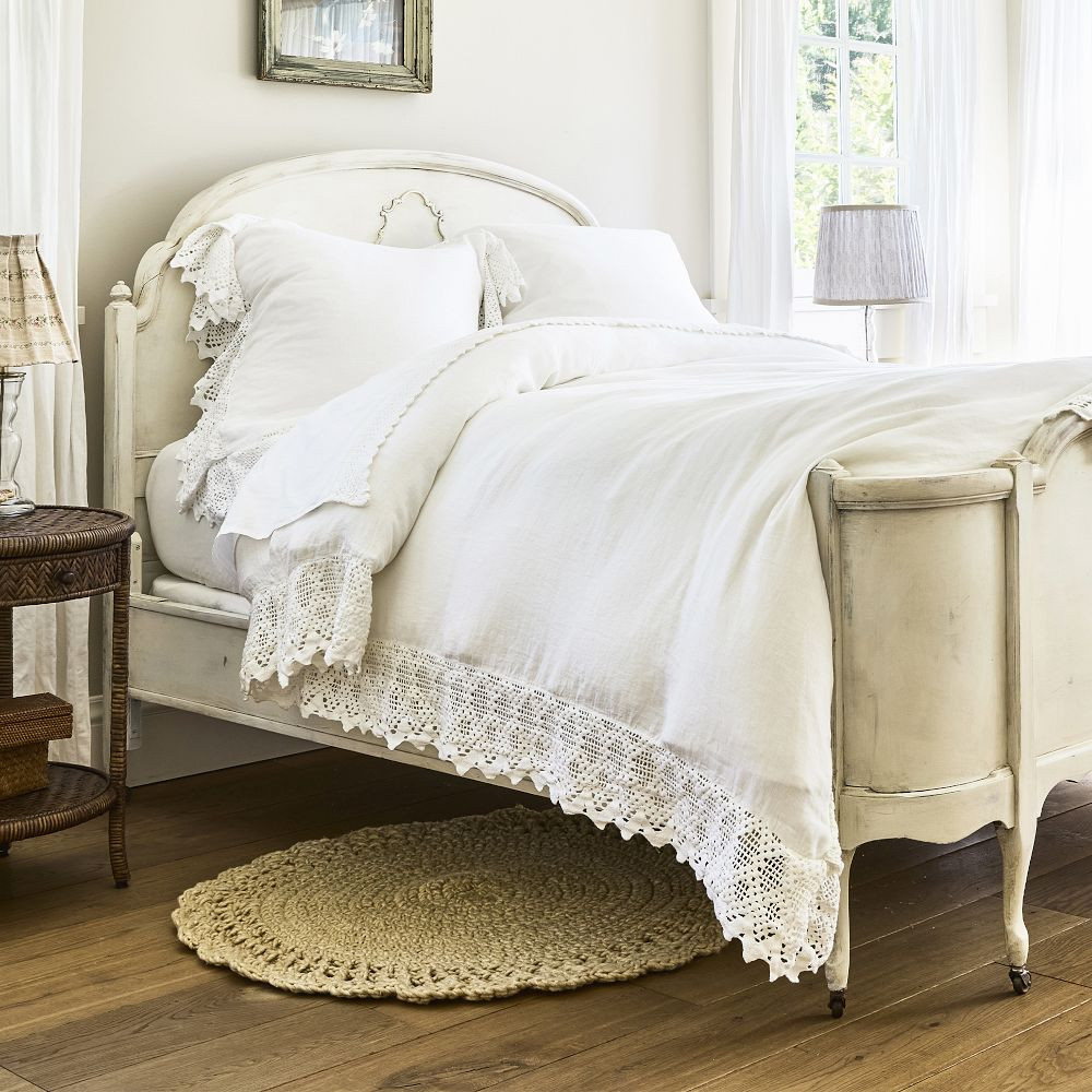 Daisy Linen Crochet Trim Duvet Cover & Shams | GreenRow