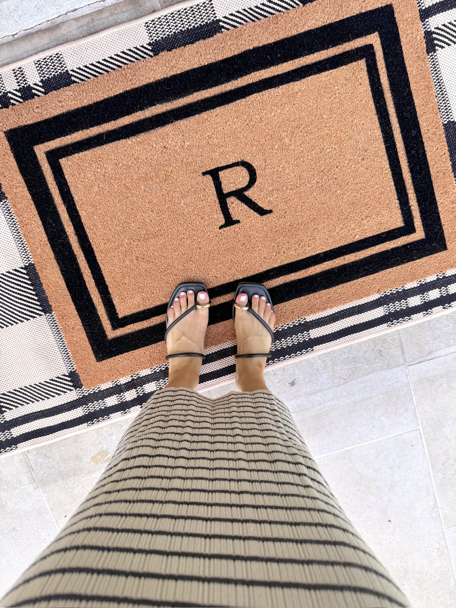 Loving my new fall doormat! These sandals have been my favorite all summer and only $25!


#LTKStyleTip #LTKHome