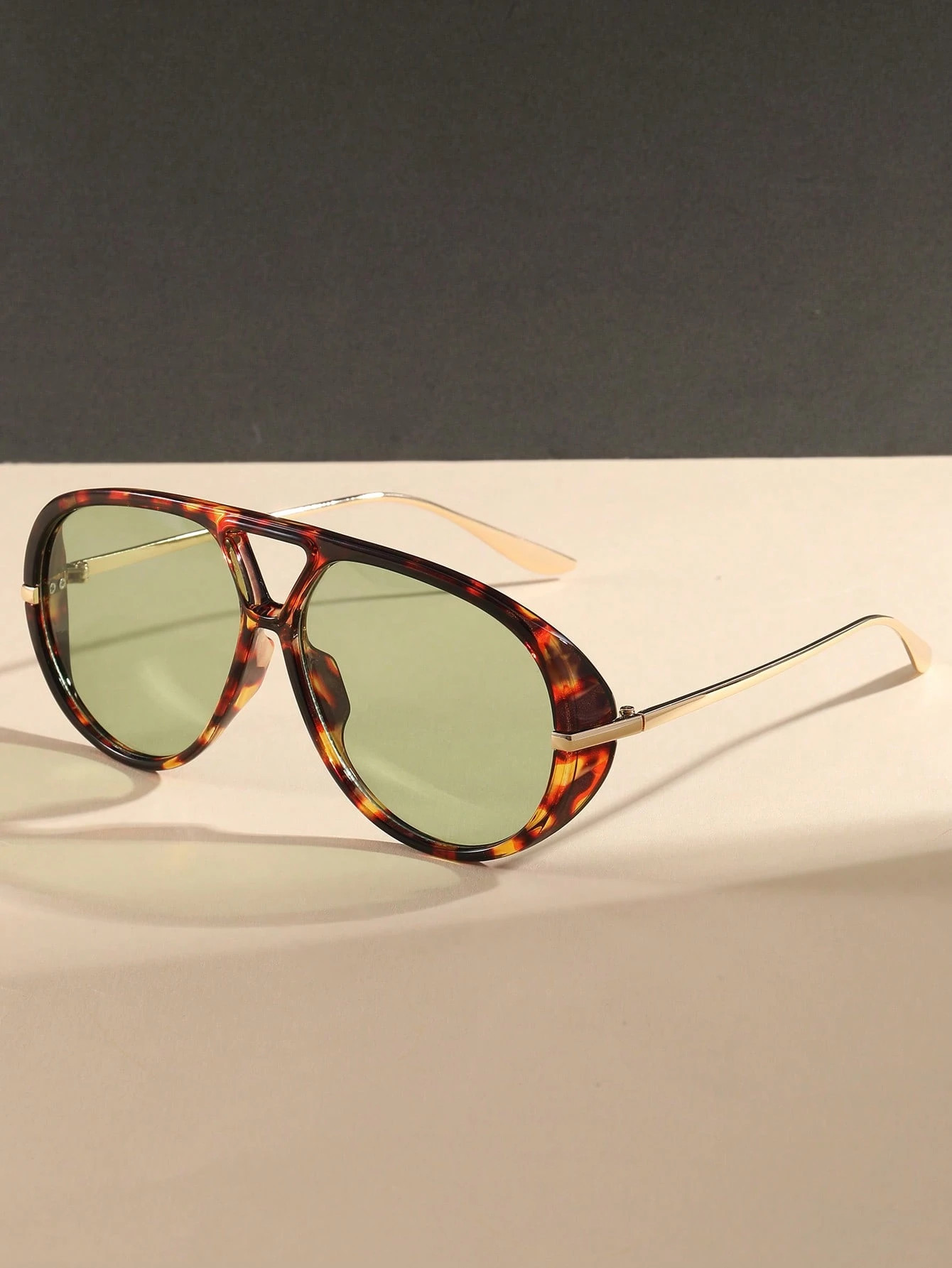 1 Pair Women's Oversized Retro Minimalist Fashion Fashion Glasses, Suitable For Beach And Travel | SHEIN