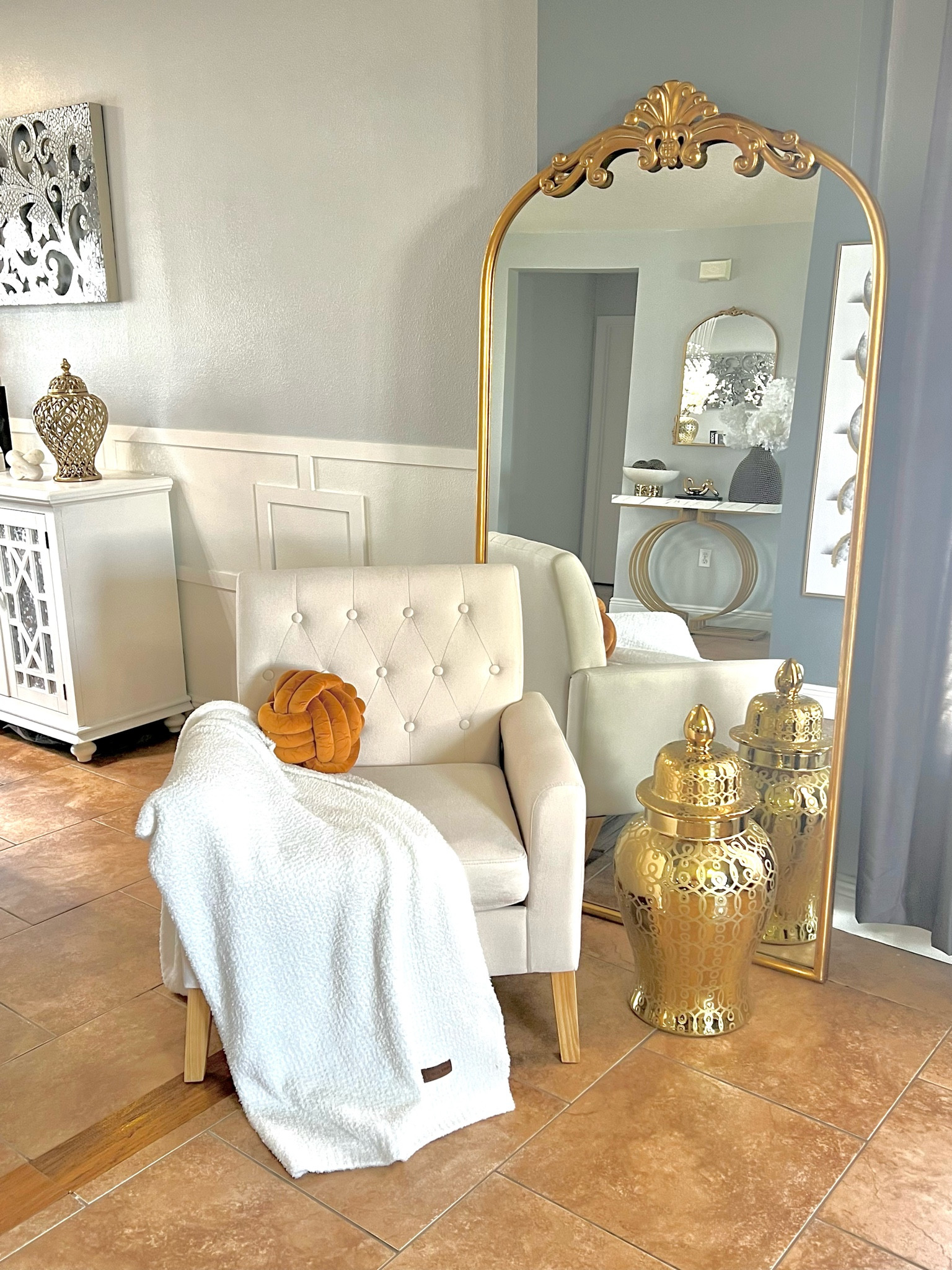 Open concept living styling tip

#LTKunder100 #LTKhome #LTKstyletip