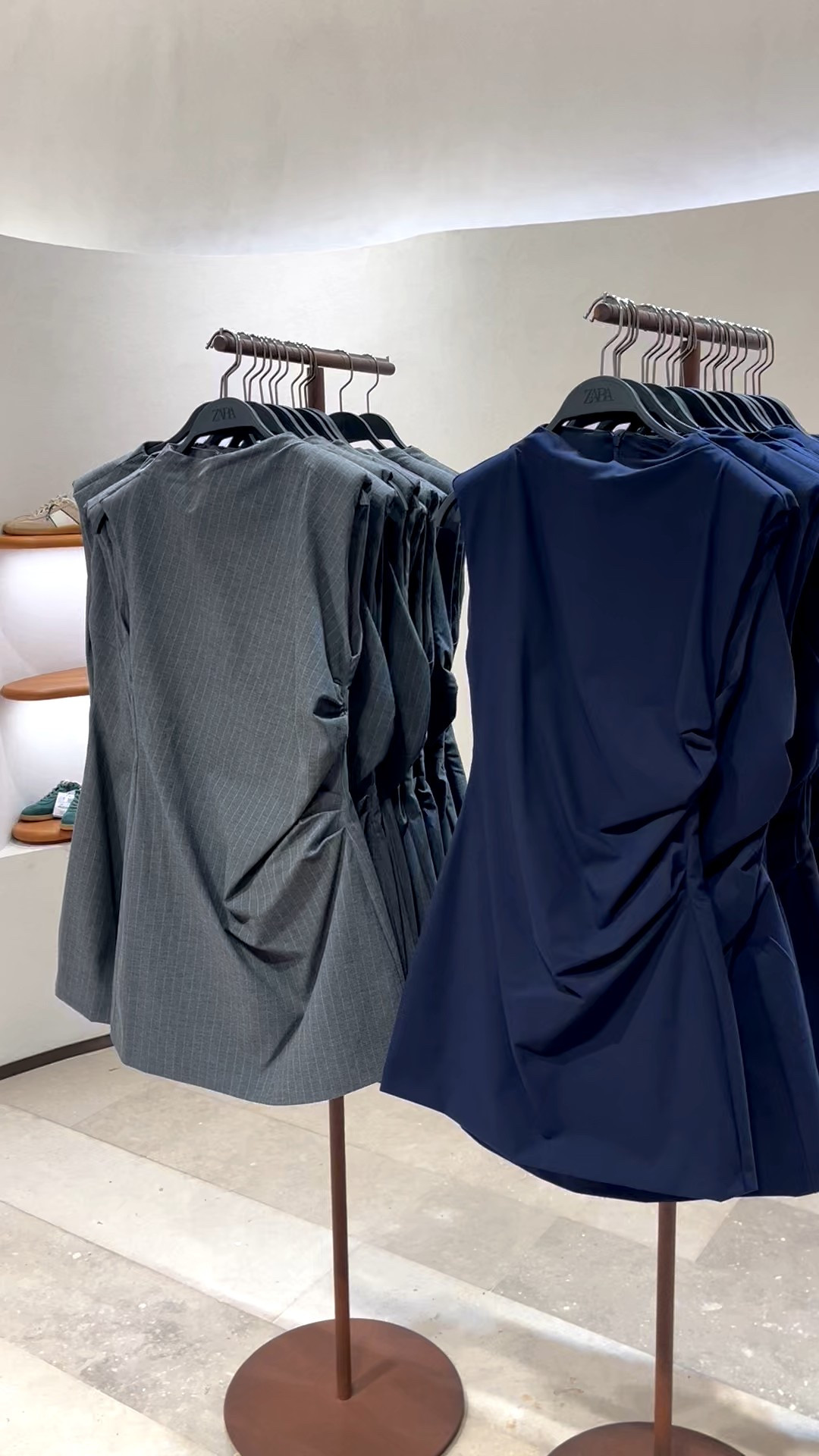 WORK DRESSES😍🤎

#autumnoutfit #autumn #hm #zara 
Tags: sweater , autumn , back to school , office outfit , autumn outfit , jumper , knitwear , H&M , Zara , autumnal dress , tights, boots , leggings , Uggs , trench coat, Ugg boot , rocky oak , suede bomber 

autumn fashion trends, fall outfit ideas, cozy fall outfits, autumn layering tips, transitional wardrobe, fall fashion 2025, autumn streetstyle, fall capsule wardrobe, chic fall looks, seasonal color palettes, teddy jackets, oversized sweaters, ankle boots, 

#LTKautumn #LTKFashionMonth #LTKworkwear