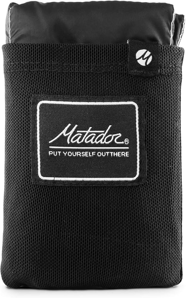 Amazon.com: Matador Pocket Blanket - Red (Seats 2-4), Foldable Picnic Blanket, Concert Blanket, F... | Amazon (US)