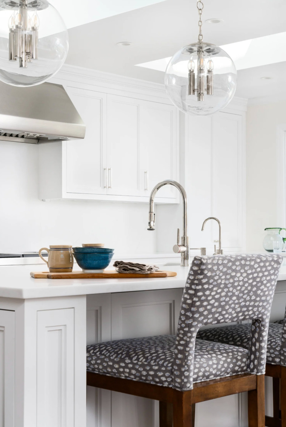 Anyone up for some fall baking? All those great recipes start with great tools -- from mixers to cutting boards to measuring tools, we've rounded up our kitchen essentials for all those delicious autumn treats 

 #LTKHalloween #LTKSeasonal #LTKHome