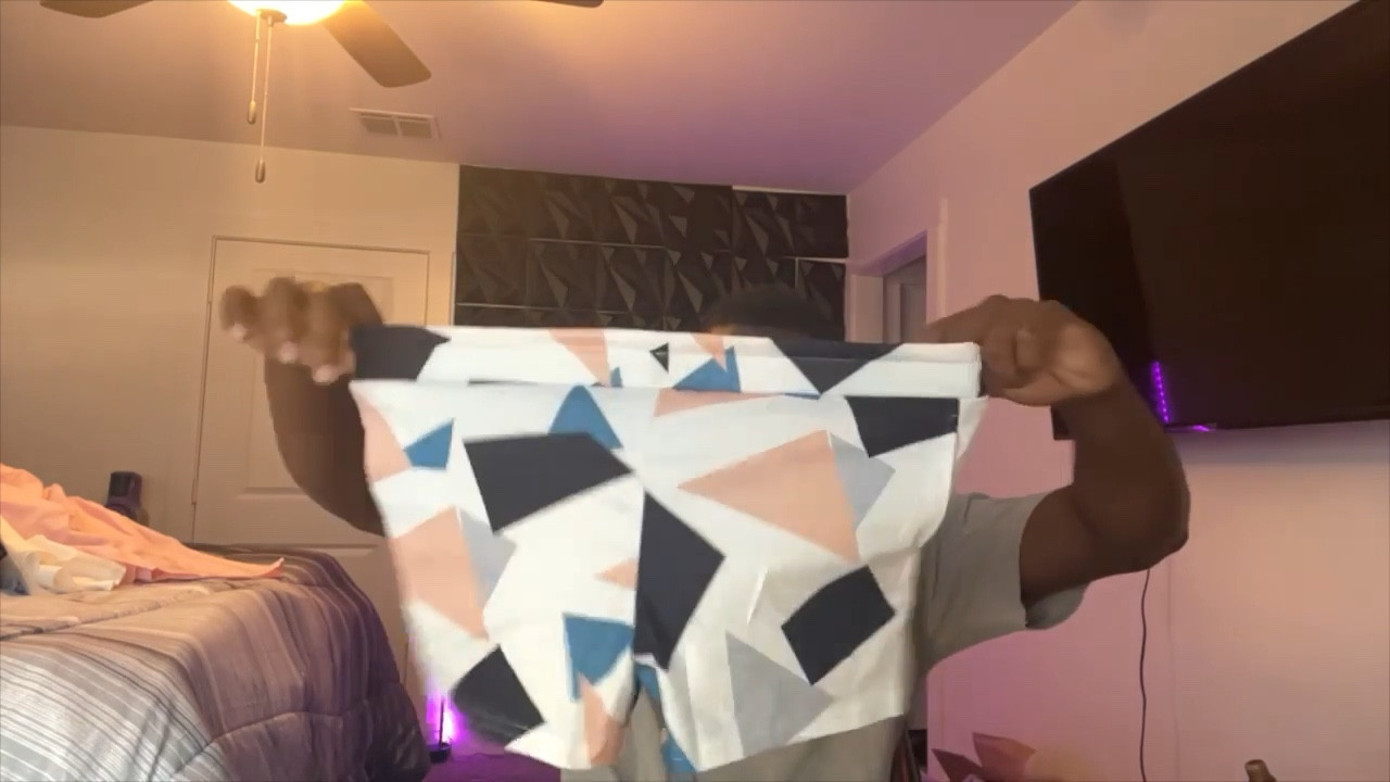 Stylish and comfy, this Arshiner Girl's 2 Piece Outfit features a cute tie-knot tank top and paperbag waist shorts with pockets, perfect for summer adventures ☀️👗 #SummerStyle #GirlsFashion #TrendyOutfits

#LTKSeasonal #LTKBeauty #LTKBaby