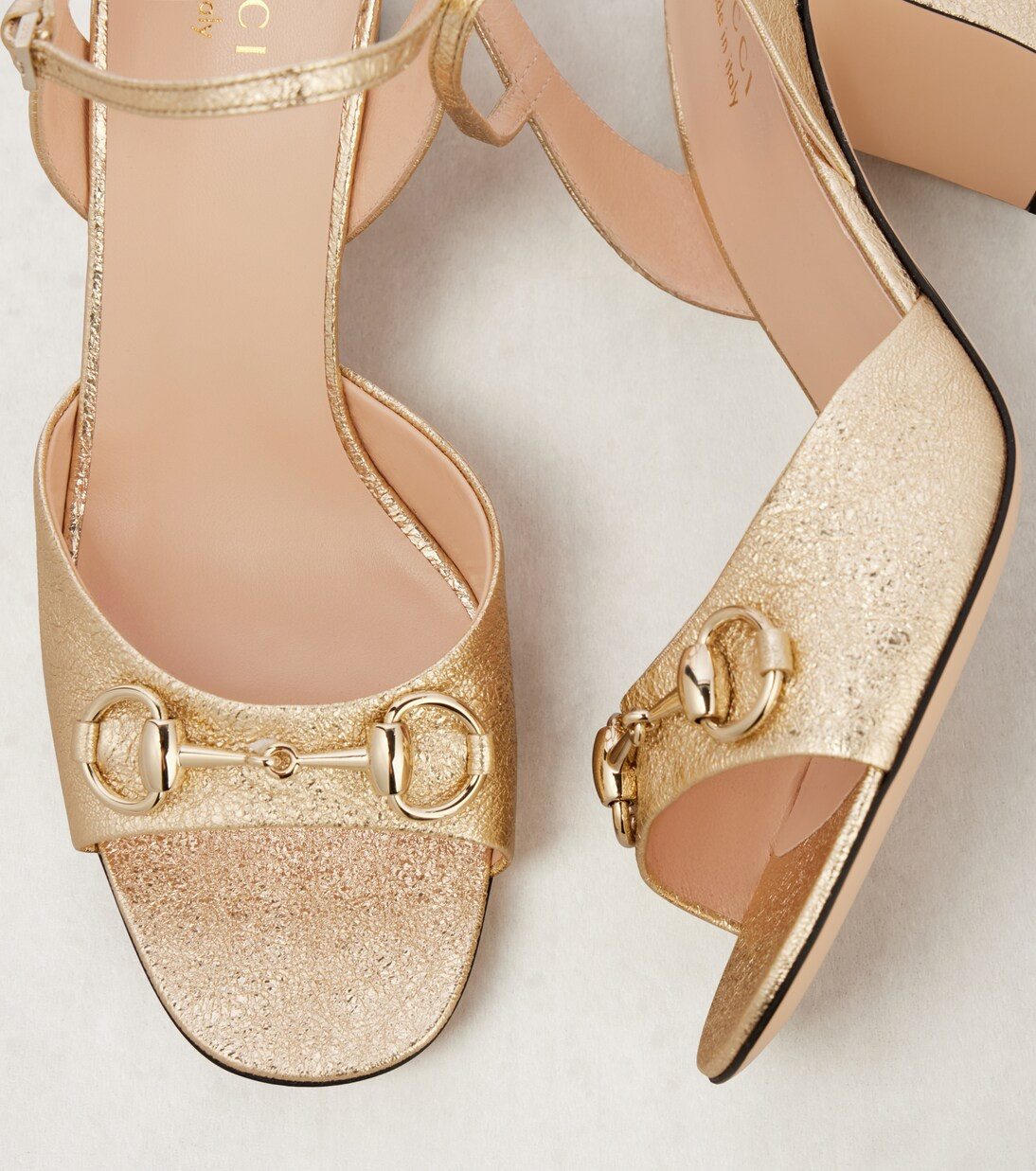 Sandalias de piel metalizada con Horsebit | Mytheresa (INTL)