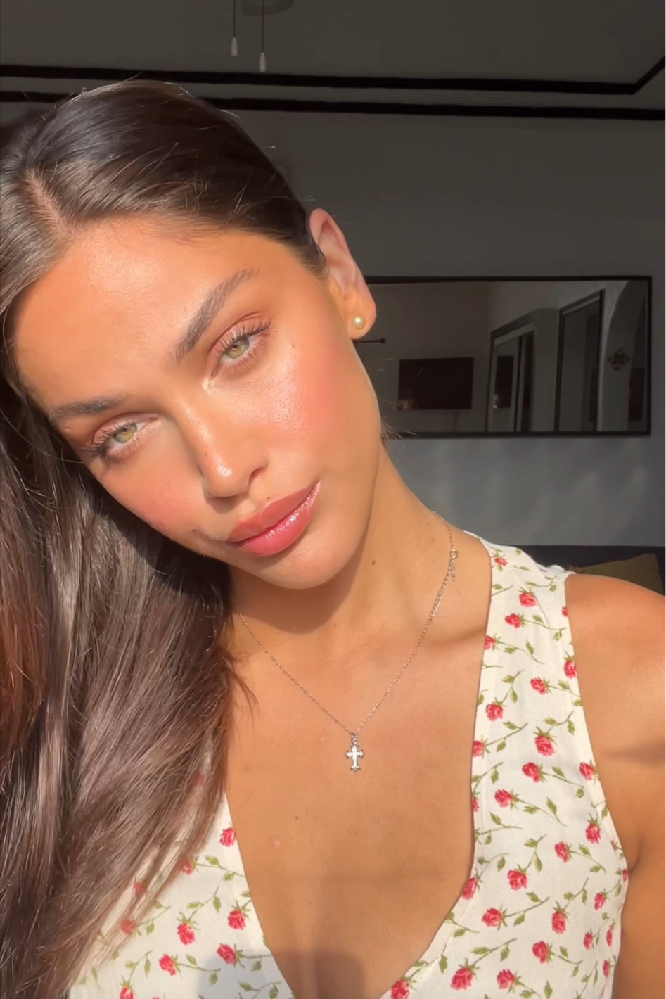 Strawberry girl makeup 💄🍓✨

#LTKVideo #LTKSummerSales #LTKBeauty