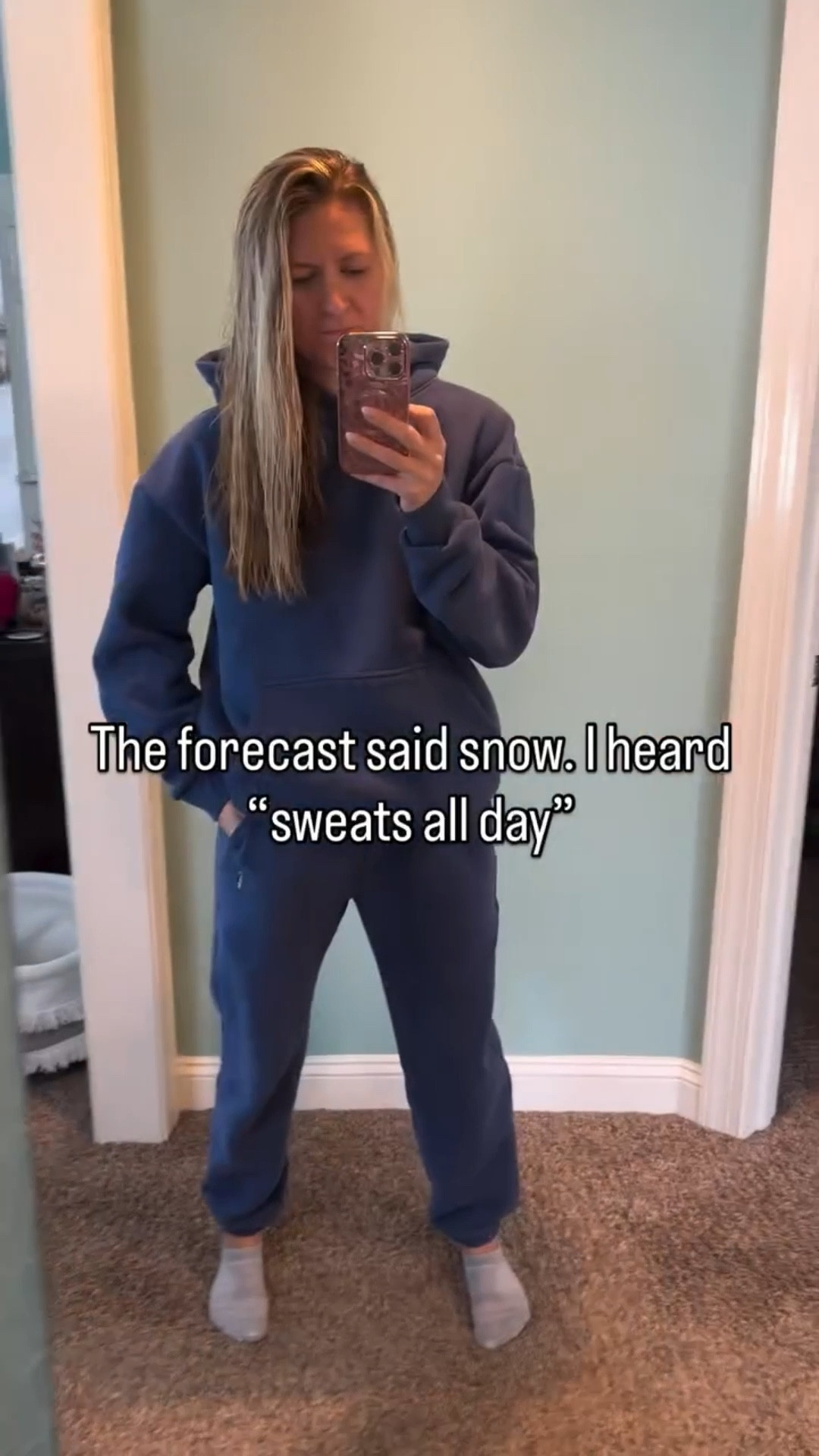 Snow days call for zero plans, no makeup, max comfort. This is the set I reach for every time—soft, warm, oversized, and made for staying in without feeling sloppy. 

If you’re getting snowed in, you might as well be cozy doing it.

Wearing Comfrt and yes… it’s as good as it looks. @comfrt 

Comment “snow” and I’ll send you my link

#ltkmomstyle #ltksweatpants #ltkwinter #ltkcomfrt #ltkloungewear #ltktravel

#LTKgrwm #LTKSeasonal #LTKootd