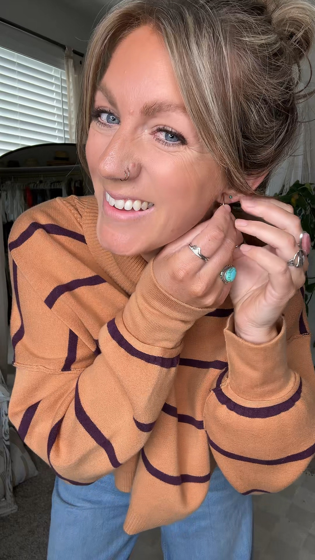 Can a pair of hoops earrings really change your life? OOTD

Sweater - medium 
Jeans - 10/30 TALL (considered a mid rise, but tall length had a longer rise vs long length) lots of colors
Shoes - 11 (affordable birk inspo)

#LTKVideo #LTKMidsize