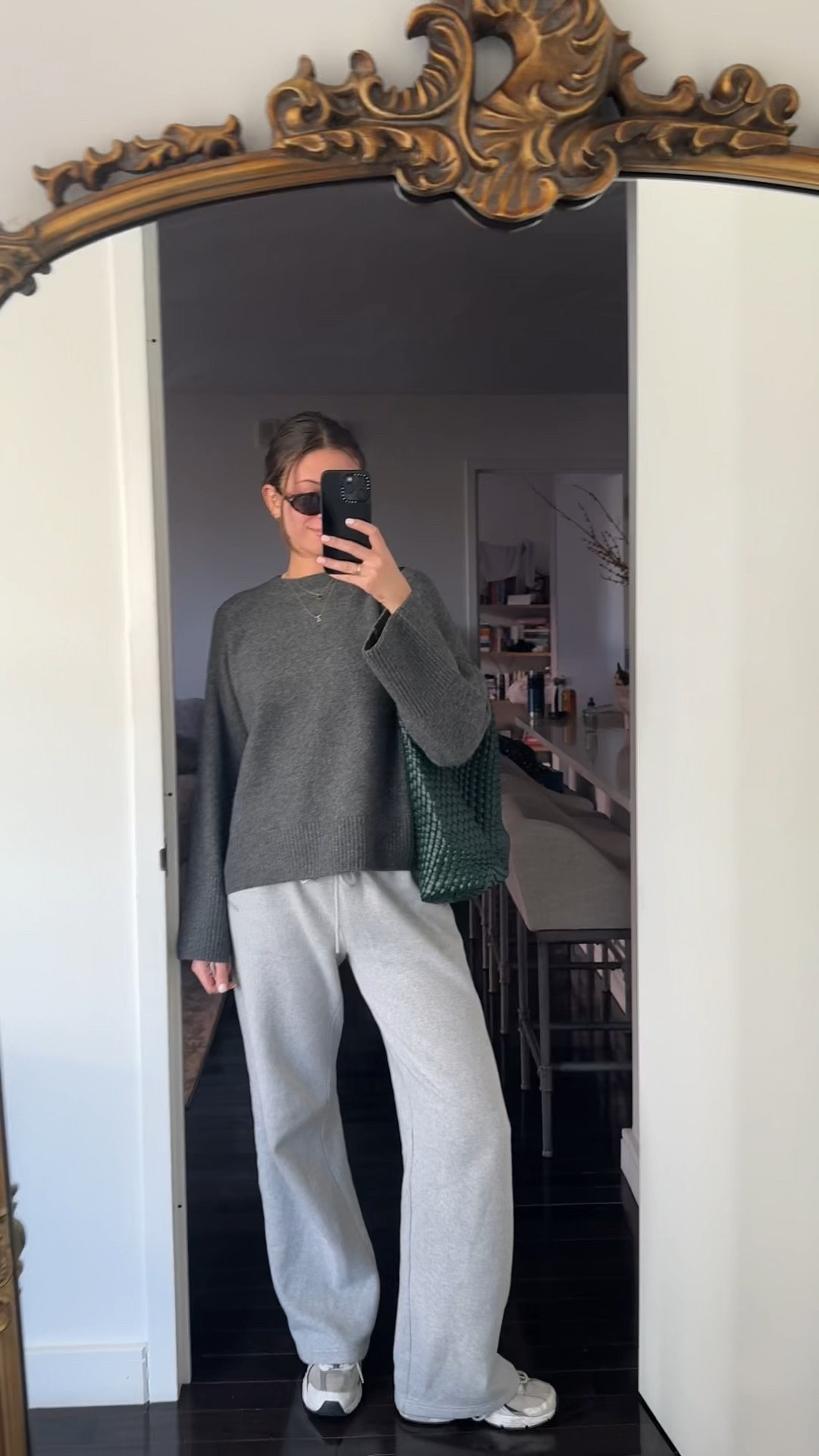 Running errands!

Aritzia, new balance sneakers, loungewear, winter fashion, athleisure, cozy outfits

#LTKWatchNow #LTKFindsUnder100