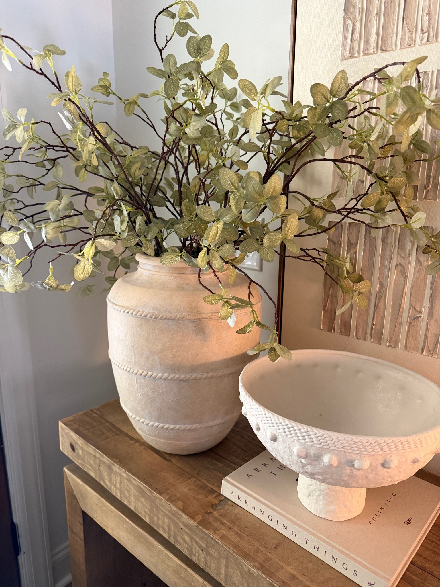 These stems are so good! They have the most beautiful, natural look and add the perfect amount of texture and movement to any arrangement. They work especially well in medium to tall vessels, creating height and fullness without feeling overdone. One of those versatile stems you’ll reach for again and again throughout the year.