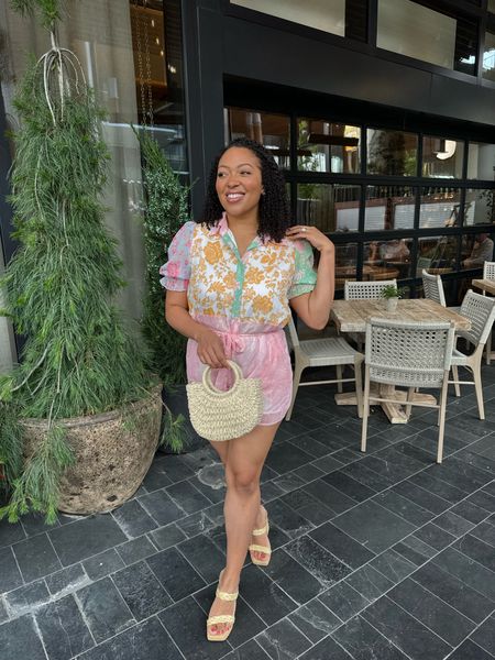 If your outfit isn’t speaking to the room, you need to change clothes! This @petalandpup springy romper was perfect for the @tarte Mother’s Day brunch. It says joy, soft life, approachable, loving and more! Do your clothes speak to you? 



#LTKStyleTip #LTKMidsize #LTKWorkwear